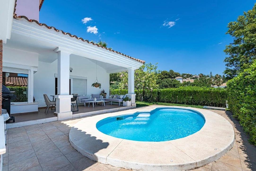 Villa Benalmadena, Av. Del Higueron Luaran gambar