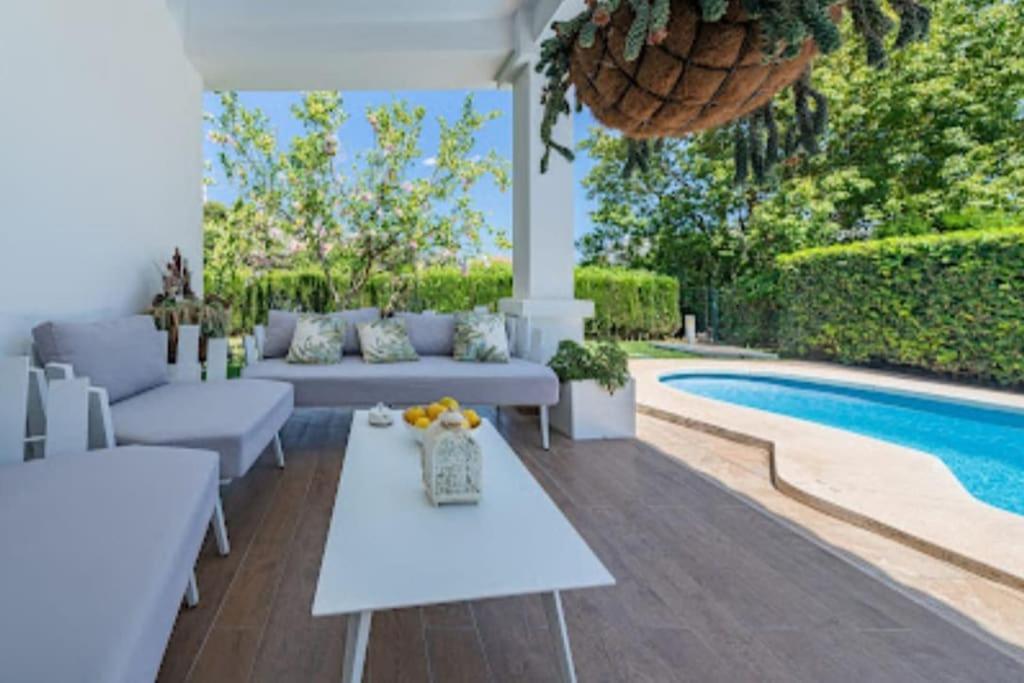Villa Benalmadena, Av. Del Higueron Luaran gambar