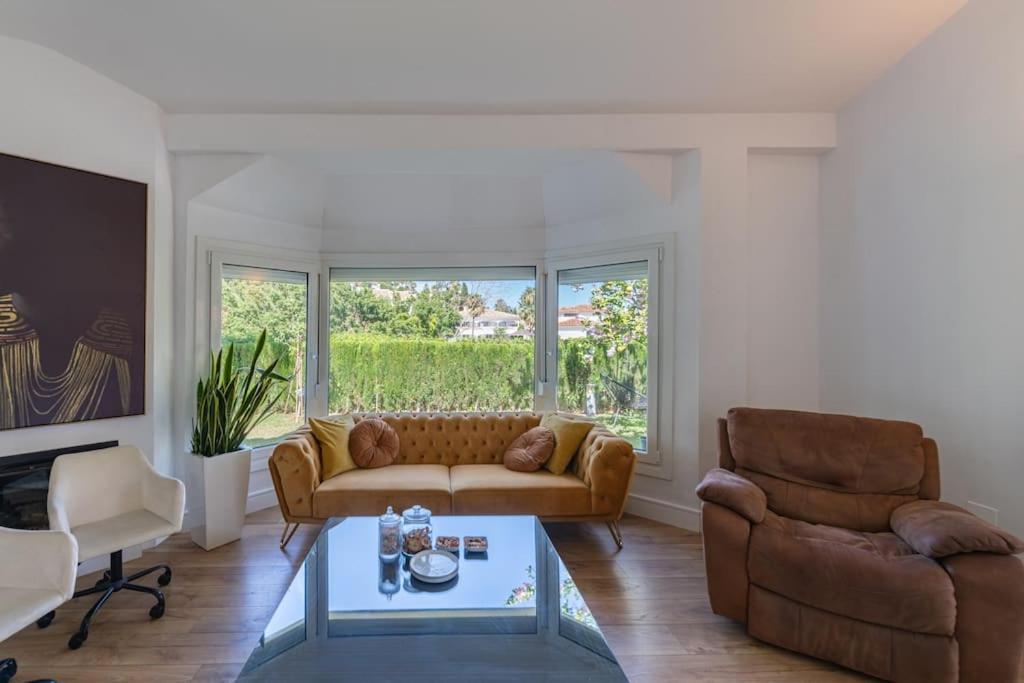 Villa Benalmadena, Av. Del Higueron Luaran gambar