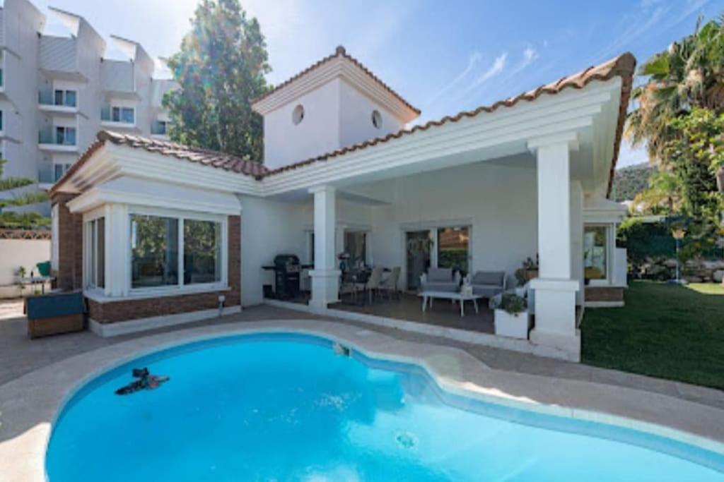 Villa Benalmadena, Av. Del Higueron Luaran gambar